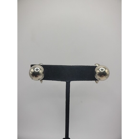 Vintage Earrings Clip On Gold Tone Ball Round Stud Jewelry Costume - Picture 3 of 14